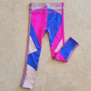 Nike clash leggings